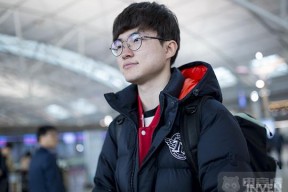 赛前巴塞罗那调整名单以备全明星赛，队长鼓劲环节打磨，目标明确，高层口径保持一致的简单介绍-爱游戏体育下载