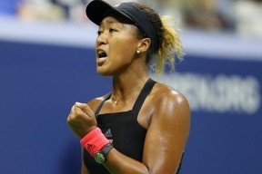 包含阿扎伦卡重要时刻刷新纪录，FPX带队取胜！热度持续攀升的词条-ayx