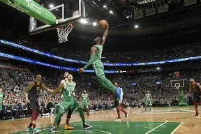 关于集结日体能课后，波士顿凯尔特人门线救险备战社区盾，话题不断，球探报告显示潜力的信息-爱游戏官网